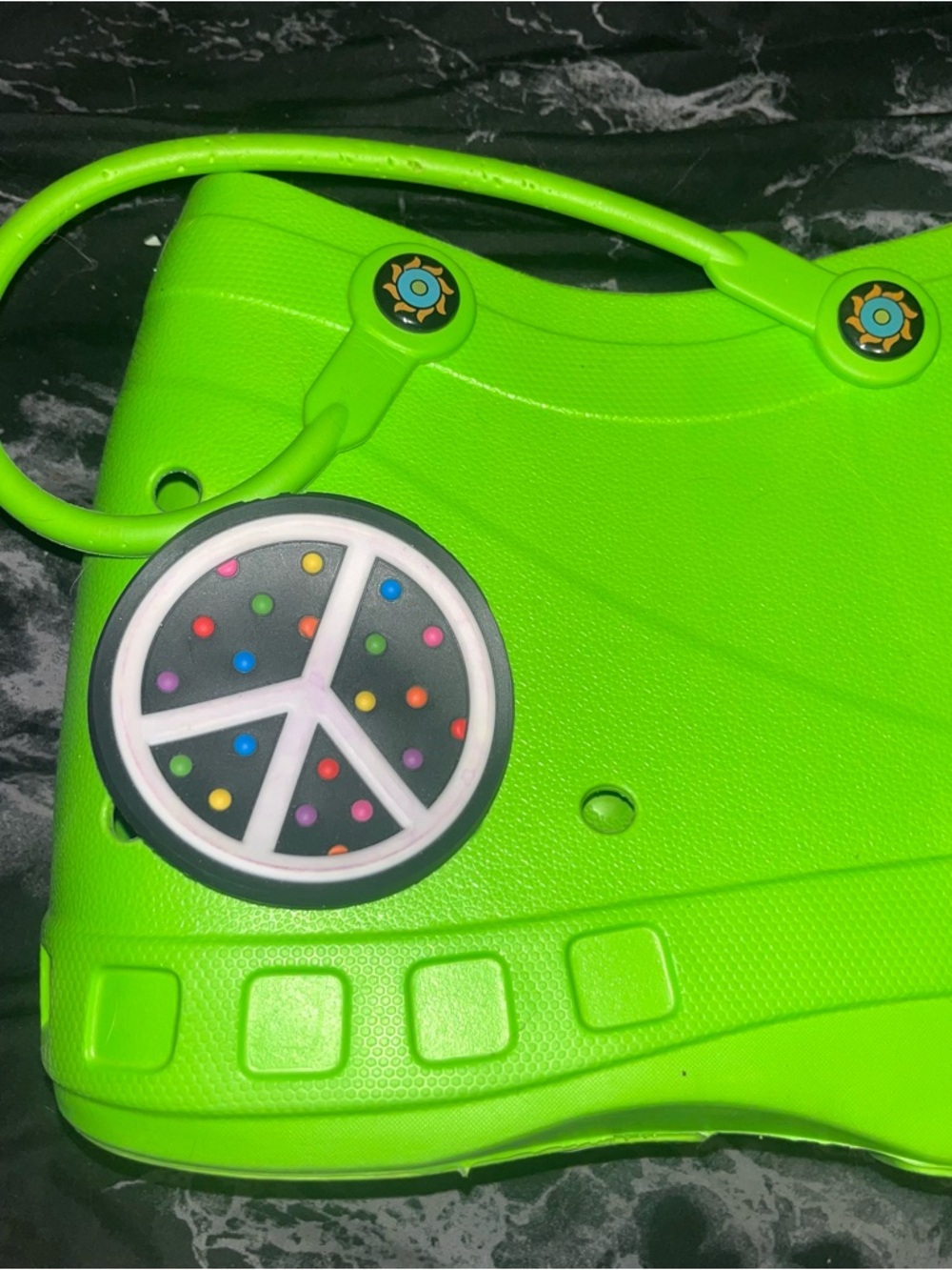 Bright Lime Green Jibbitz-Decorated croc Tote and Wallet with keychain - Picture 6 of 8